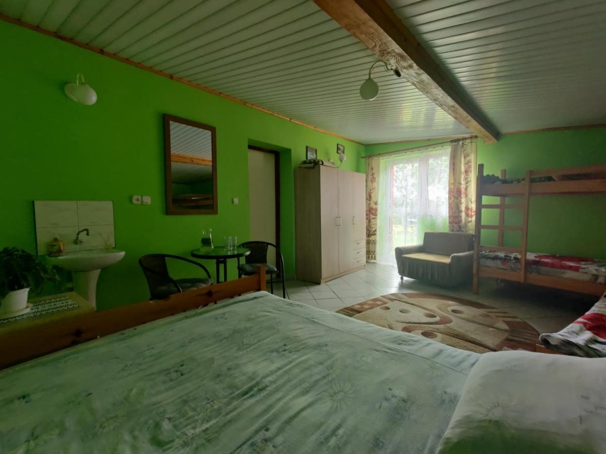 Hotel Przy Winogronie Uherce Mineralne Exteriér fotografie