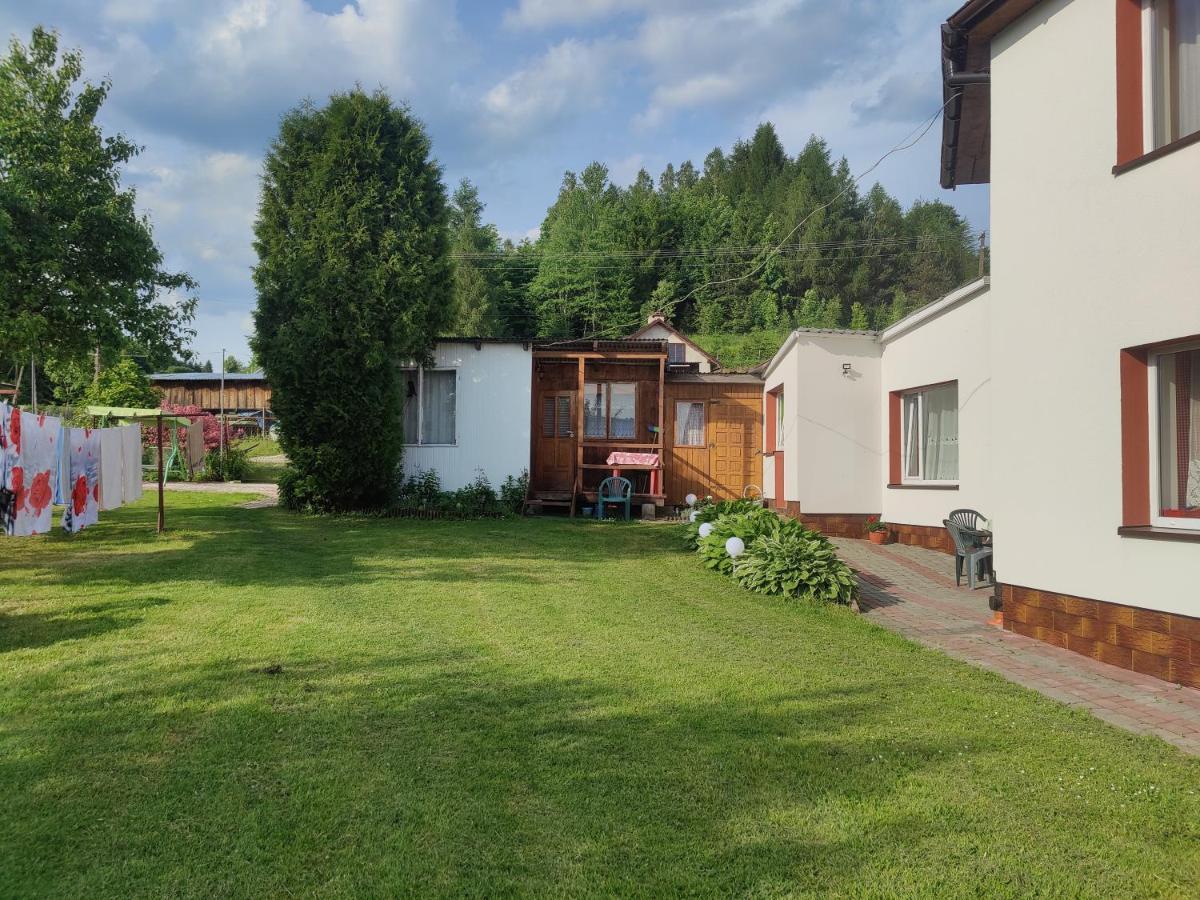 Hotel Przy Winogronie Uherce Mineralne Exteriér fotografie